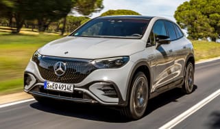 Mercedes EQE SUV - front 1